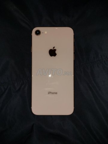 iphone 8 64G gold  - 1