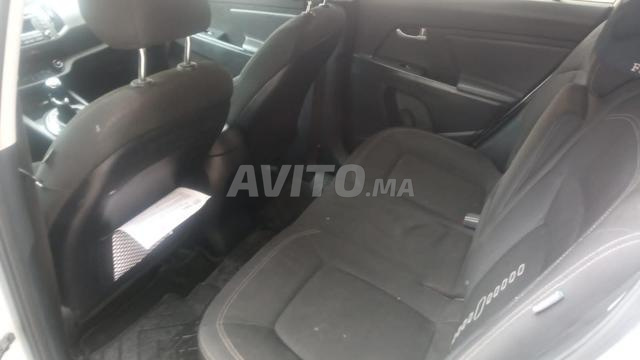 Kia sportage avito