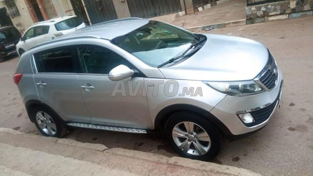 Kia sportage avito