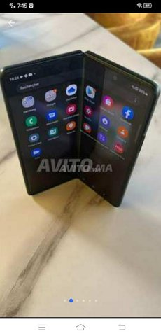 Samsung Galaxy z fold 3 demo  - 4