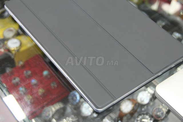 Tablette et Pc Tactile 2 en 1 Samsung Galaxy Book  - 8