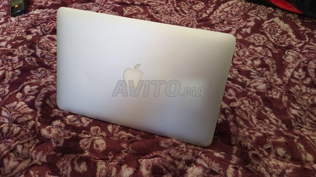 MacBook Air I5 - 1