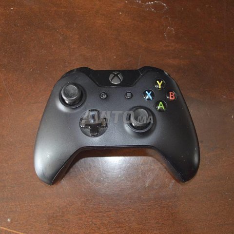Xbox One S - 3