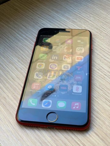 iPhone 8 Plus Rouge - 2