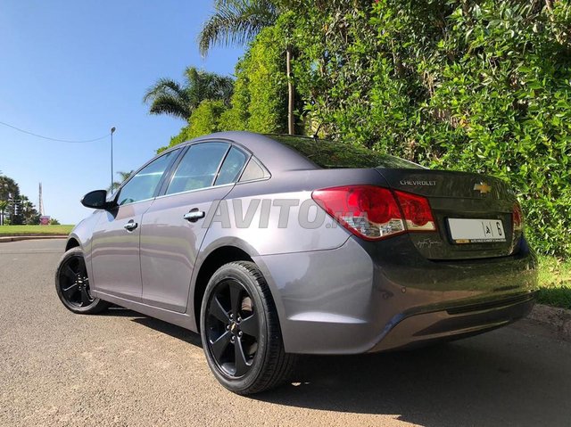 Chevrolet cruze avito