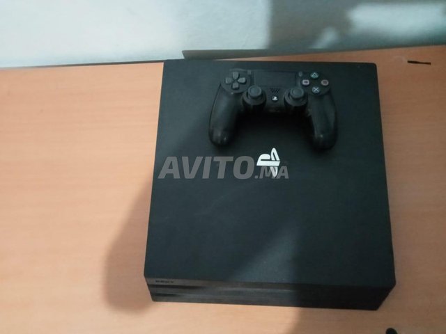 PlayStation 4 pro - 4