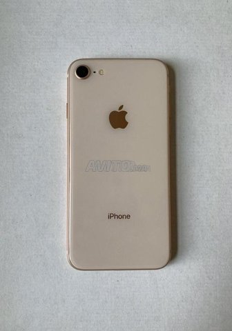 Iphone 8 gold neuf - 1