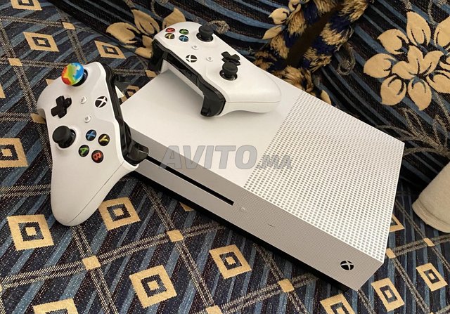 Xbox one S 2 manettes  - 4