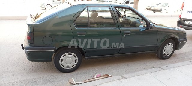 Voiture Renault R19 1996 à Oujda  Essence  - 8 chevaux