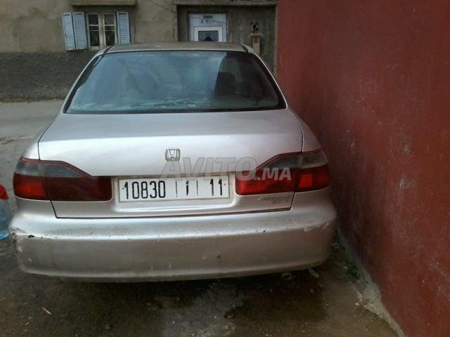 Voiture Honda Accord 2001 à Salé Essence - 13 chevaux