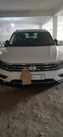 Voiture Volkswagen Tiguan 2017 à Tanger  Diesel  - 8 chevaux