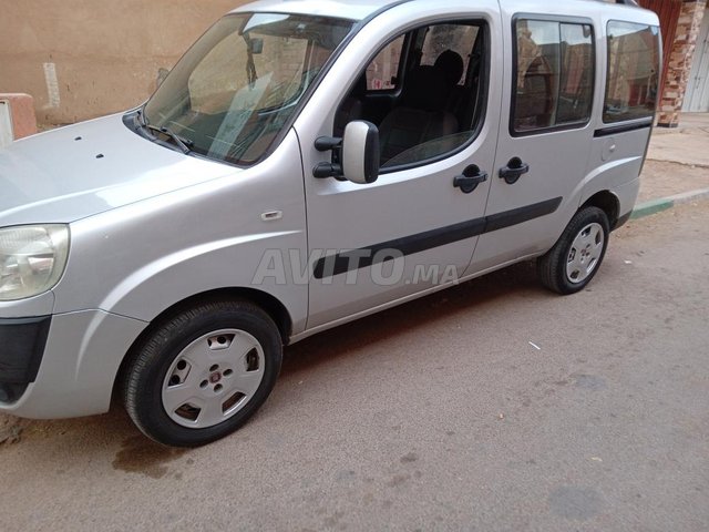 Voiture Fiat Doblo 2012 à Laattaouia Diesel - 5 chevaux