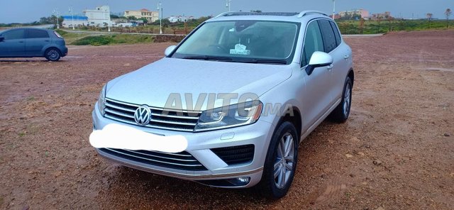 Voiture Volkswagen Touareg 2019 à Tanger  Diesel  - 10 chevaux