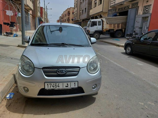 Voiture Kia Picanto 2010 à El Hajeb Essence - 6 chevaux