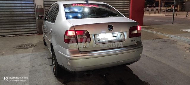 Voiture Volkswagen Polo 2005 à Casablanca  Essence  - 9 chevaux