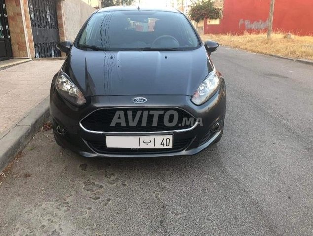 Voiture Ford Fiesta 2017 à Tanger  Diesel  - 6 chevaux