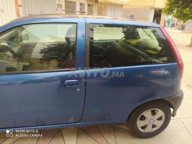 Voiture Fiat Punto 1996 à Khouribga Essence - 6 chevaux