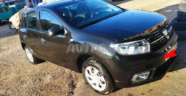 Voiture Dacia Sandero 2015 à Fès Essence - 5 chevaux