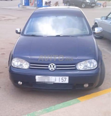 Voiture Volkswagen GOLF 4 2002 à Khénifra Diesel - 8 chevaux
