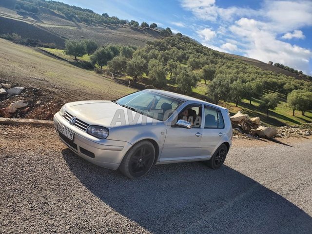 Voiture Volkswagen GOLF 4 2000 à Fès  Diesel  - 8 chevaux