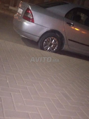 Voiture Toyota Corolla 2004 à Ouarzazate Diesel - 8 chevaux