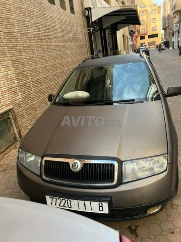 Voiture Skoda Fabia 2002 à Agadir Diesel - 8 chevaux