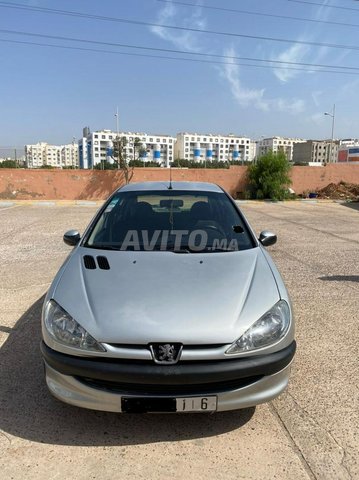 Voiture Peugeot 206 2002 à Agadir Diesel - 7 chevaux