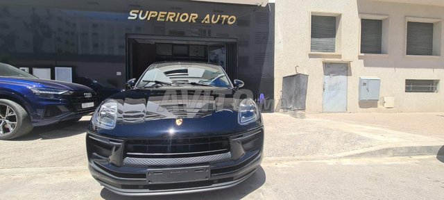 Voiture Porsche Cayenne 2022 à Rabat Hybride - 17 chevaux