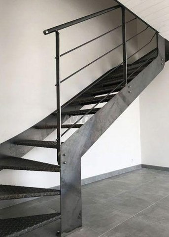 Escalier métallique - 8