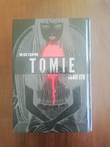 Manga Tomie. Complete Deluxe Edition (Junji Ito). - 1
