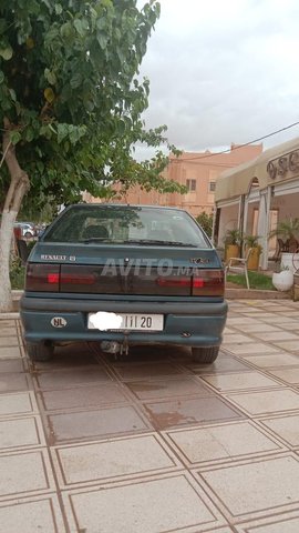 Voiture Renault R19 1995 à Errachidia Diesel - 7 chevaux