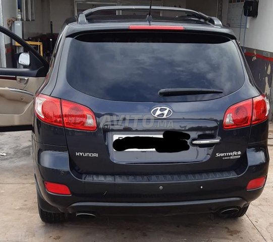 Voiture Hyundai Santa Fe 2007 à Meknès Diesel - 8 chevaux