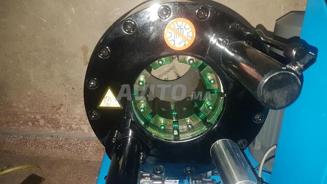 SERTISSEUSE DE FLEXIBLE HYDRAULIQUE 2 1/2 - 2