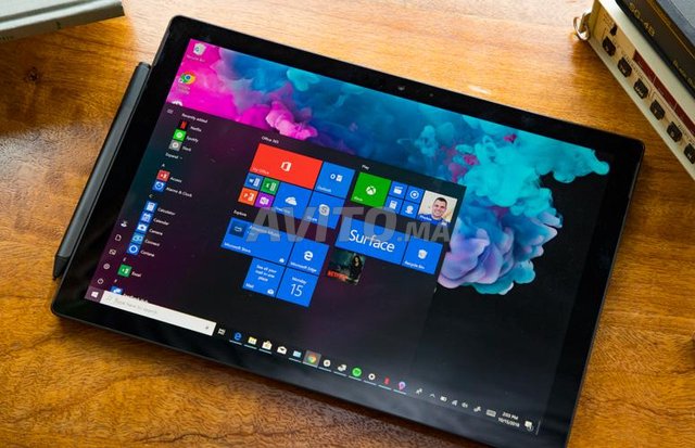 Microsoft Surface Pro 5 i7 8GB RAM SSD 256GB - 2