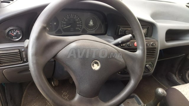Voiture Fiat Siena 1999 à Ouazzane Essence - 7 chevaux