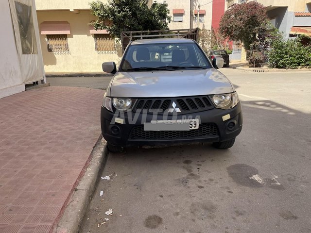 Mitsubishi l200 avito