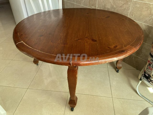 Table ronde en bois - 4