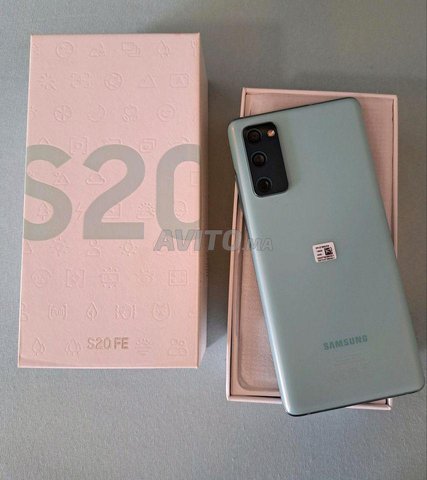 Samsung Galaxy S20FE - 3