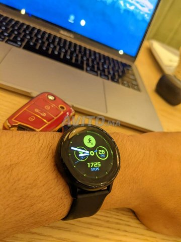 Smart Watch Galaxy Active avec chargeur original - 1