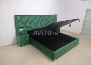 سرير و 2 منضدة في تيسو