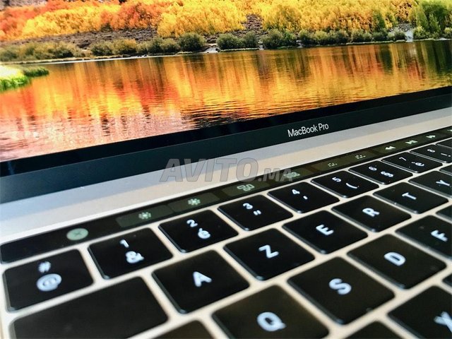 MacBook Pro 15 pouces 2018Touch Bar - 4