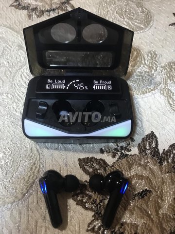 Air pods black color high technology  - 2
