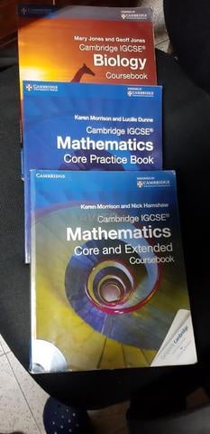 كتب Cambridge IGCSE