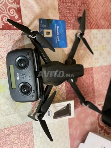 Drone CYQAQ ZLL Beast SG906 Pro 2 - 1