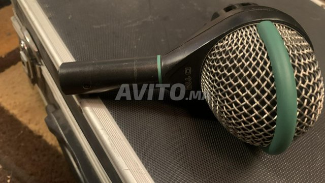 Microphone AKG D112  - 1
