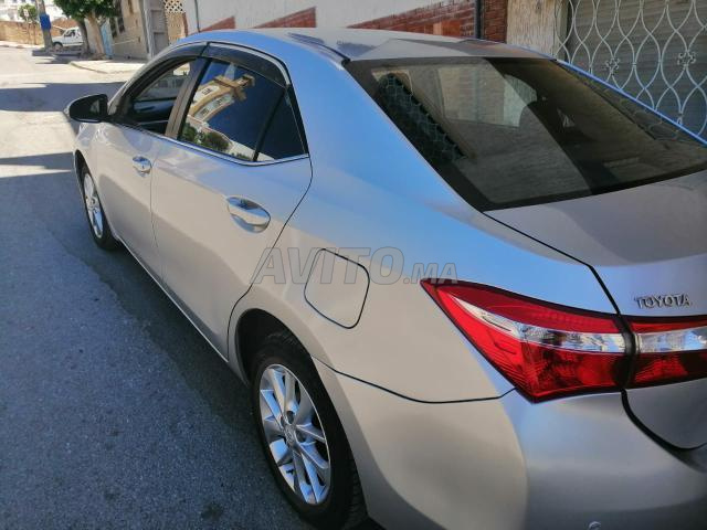 Avito toyota corolla