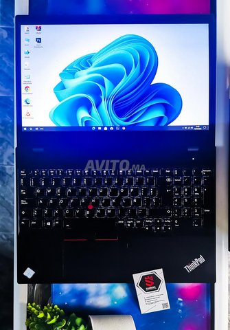 Lenovo Thinkpad T580 i5 8eme 8Go 256 SSD Tactile  - 2
