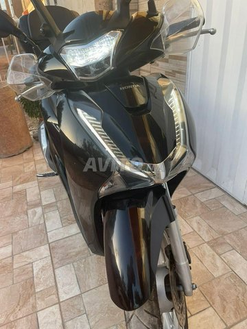 Honda Sh 125 Smart Model 17 Motos A Beni Mellal Avito Ma Undefined