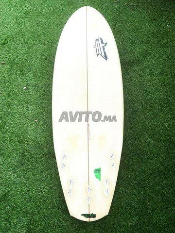 Planche de surf epoxy UWL 5'11 - 2