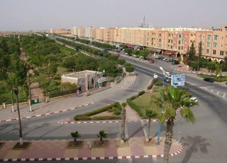 بقعة سكنية 80 متر2 بتيزنيت قرب مدرسة رياض العرفان 